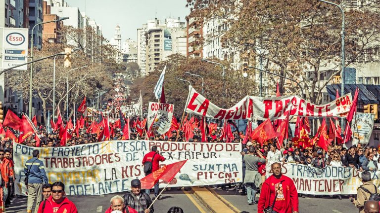 Manifestation de la centrale PI CNT en soutien des projets de loi déposés par Oscar Andrade