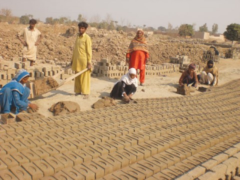 The current situation of brick kiln workers in Pakistan
